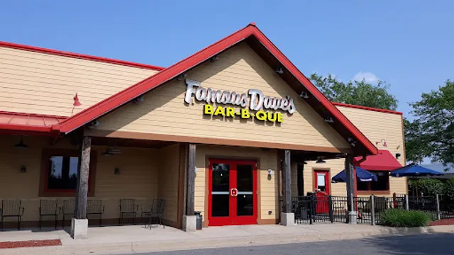 Famous Dave's Bar-B-Que