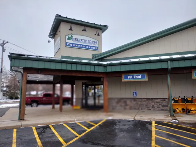 Federated Co-ops Country Store