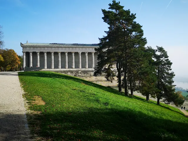 Bronzemodell der Walhalla