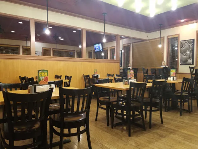 Mazzio’s Pizza & Wings