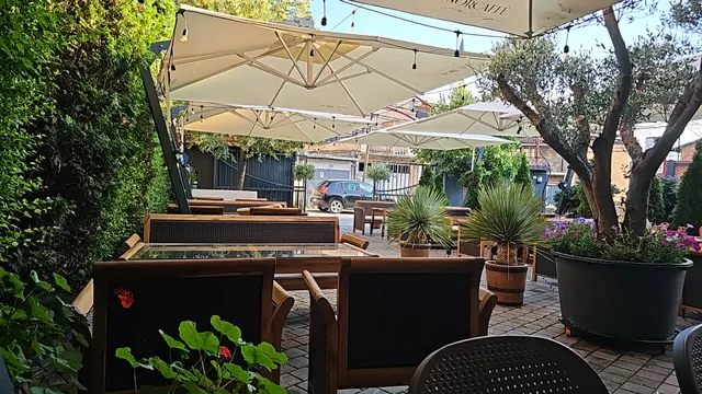 Pizzeria Don Napoletano & American Sports Bar