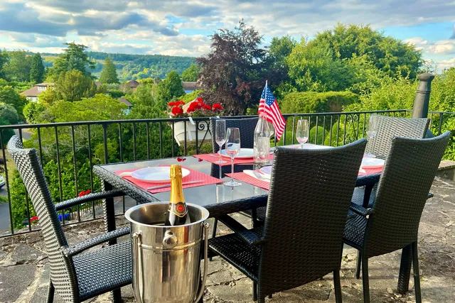 Ranmore Rise Retreat In the Surrey Hills