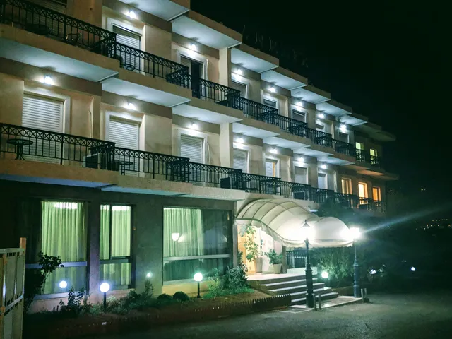 Hotel Anesi