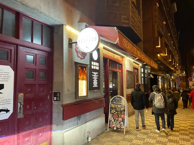 Seafood Market & Grill