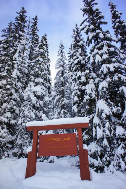 Emerald Lake Parking