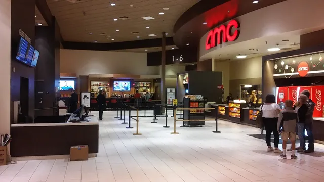 AMC Fiesta Square 12