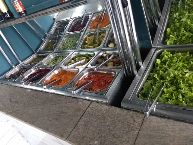 Galeto na Brasa e Costela no Bafo