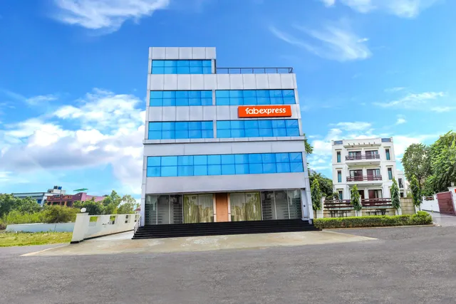 FabExpress ARNN Guest house - 100% Safe Place to Stay