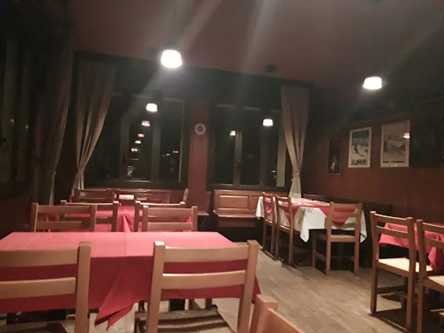 La Perla, ristorante, birreria