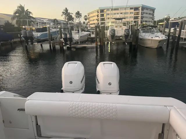 Sea & Land Canvas and Upholstery