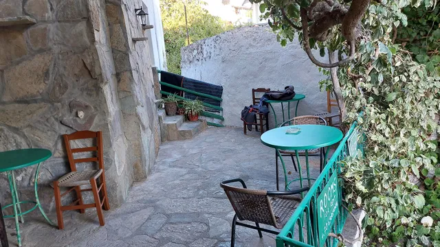 Traditional Rooms Elena