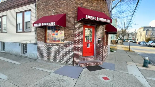 Paraiso Dominicano Restaurant