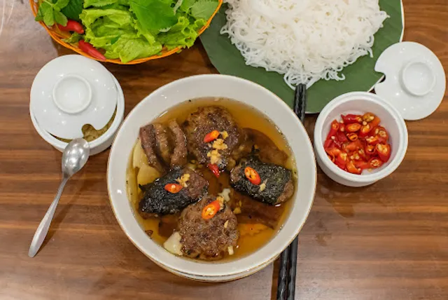 Bún chả Sinh Từ