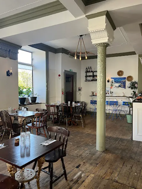 Kafeneion to Steki - Greek Restaurant in Edinburgh