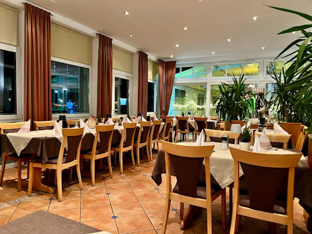 Hotel Restaurant International