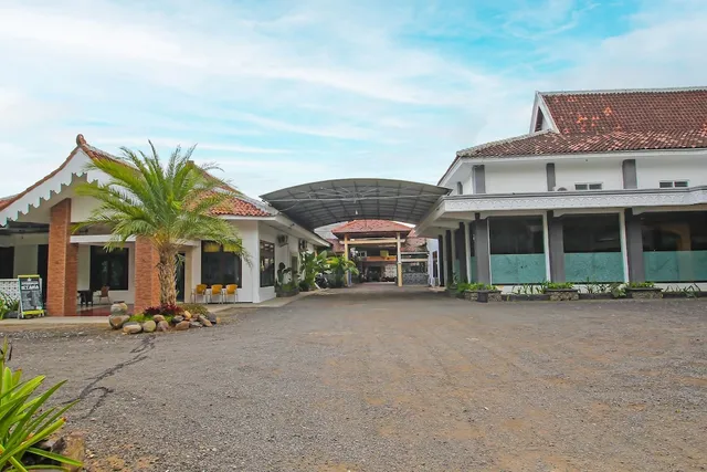 OYO 1984 Hotel Istana Family Syariah