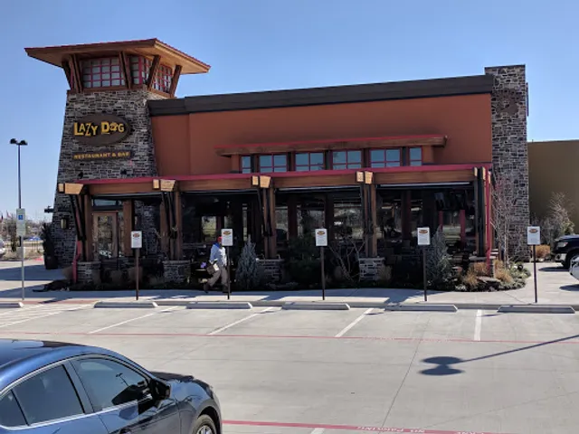 Lazy Dog Restaurant & Bar