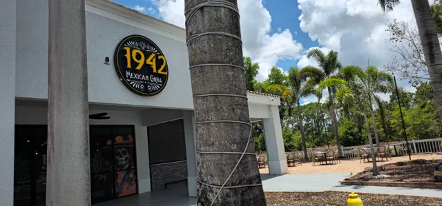 1942 Mexican Grill