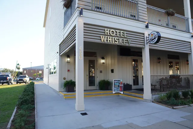 Hotel Whiskey in Pascagoula