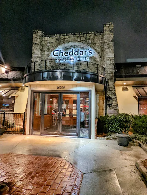 Cheddar's Scratch Kitchen