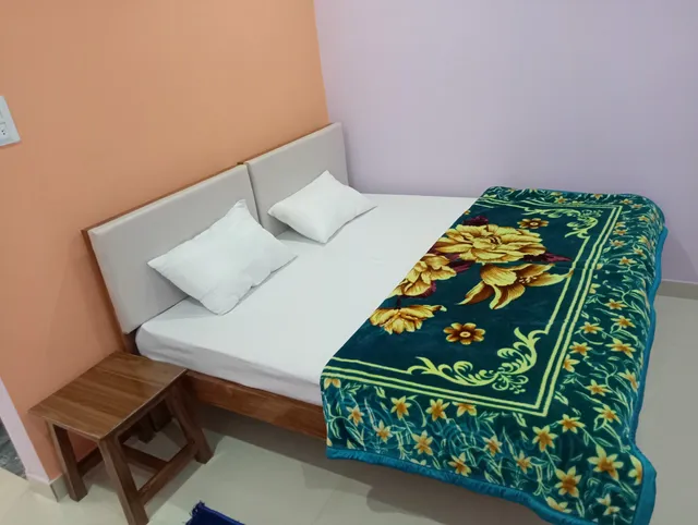 Kedar Guest House, (Ayodhya Dham )