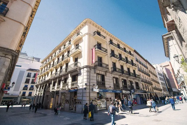 Petit Palace Preciados