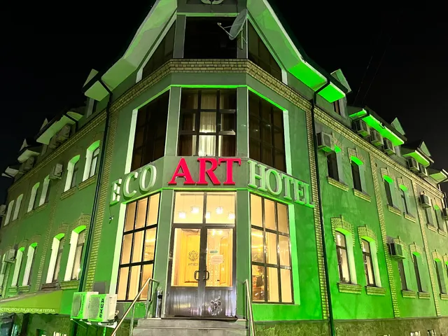 ECO ART Hotel