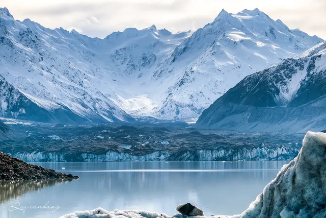 Tasman Glacier Car Park