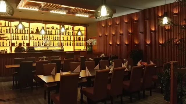 SAKURA Asiatisches Buffet