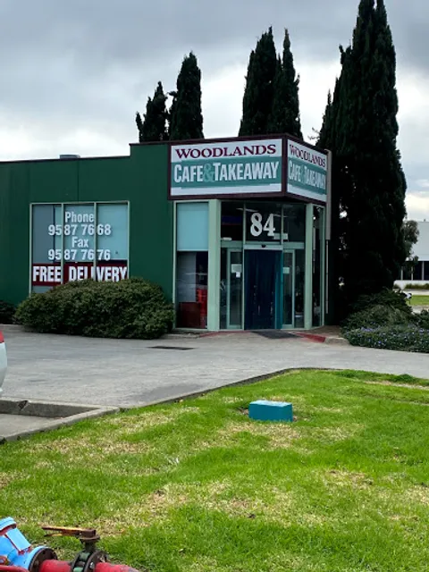 Woodlands Cafe & Takeaway