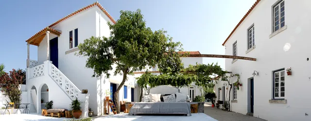 Oryza Guest House & Suites