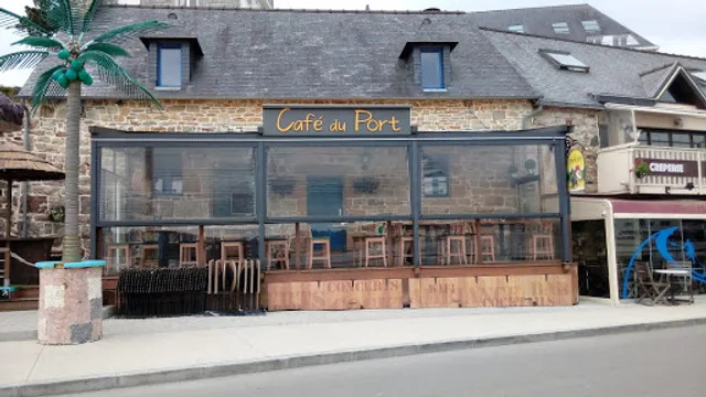 Le Café du port