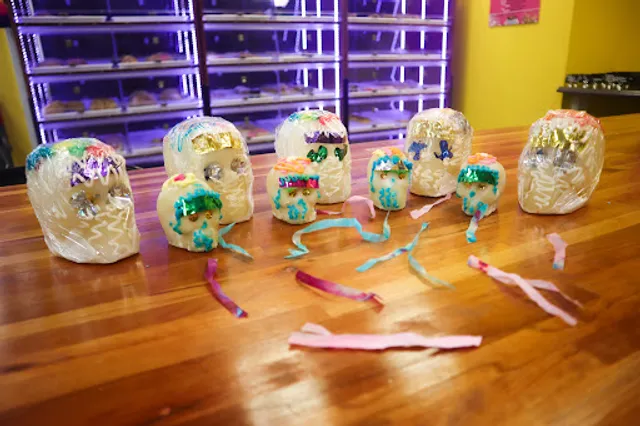 Dalia's Ice Cream & Bakery