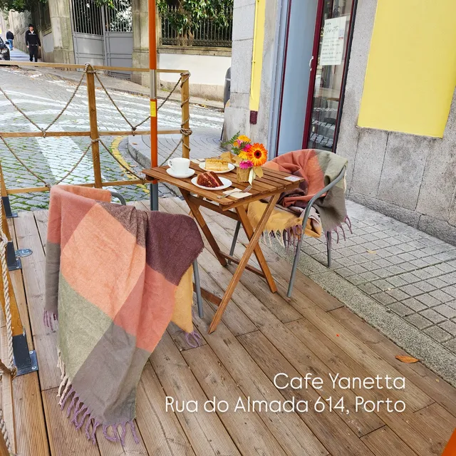 Yanetta: brunch, coffee & pastries