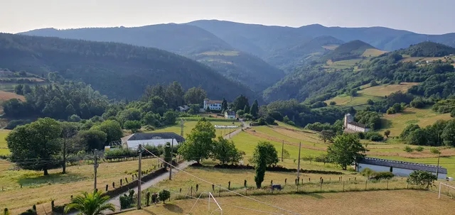 Apartamentos Rurales El Palacio de Doiras