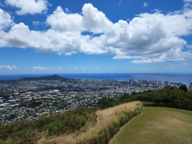 Tantalus Lookout - Puu Ualakaa State Park