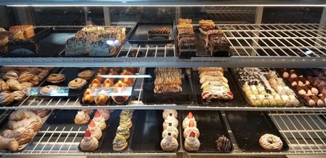 Amore Italian Market and Bakery