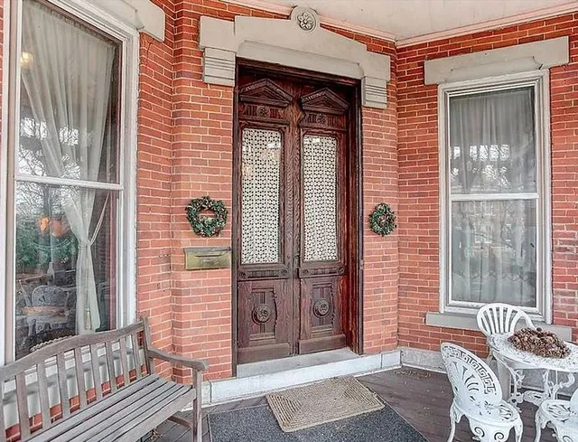 John Allen House B&B and Tea Room