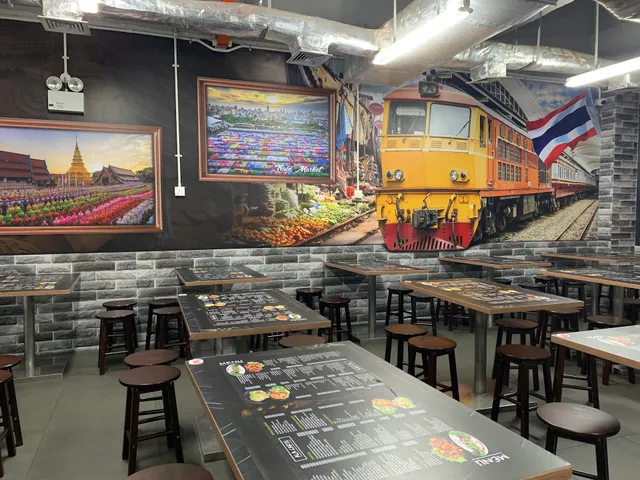 Hom Aroy Thai Food (Coronation Plaza)