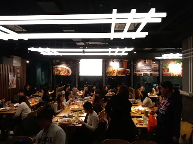 鳳雛燉雞(봉추찜닭 Bongchu jjimdak)