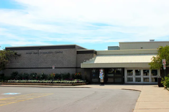 River Oaks Community Centre