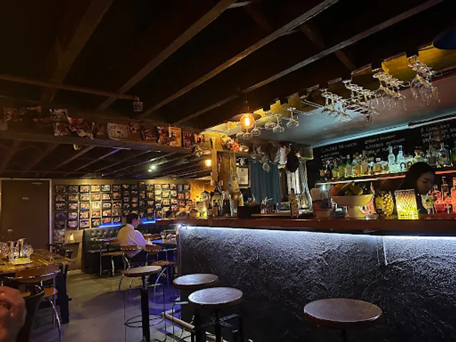 Alfredo Authentic Italian Restaurant & Underground Cocktail Bar