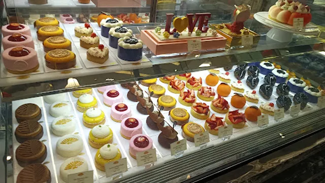 The Mandarin Oriental Shop