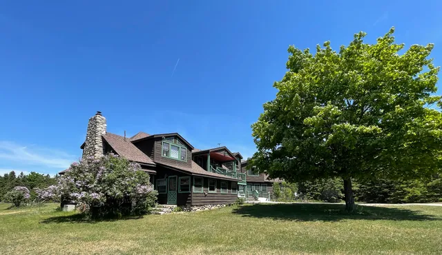 The Hideaway at Bois Blanc Island Bed and Breakfast