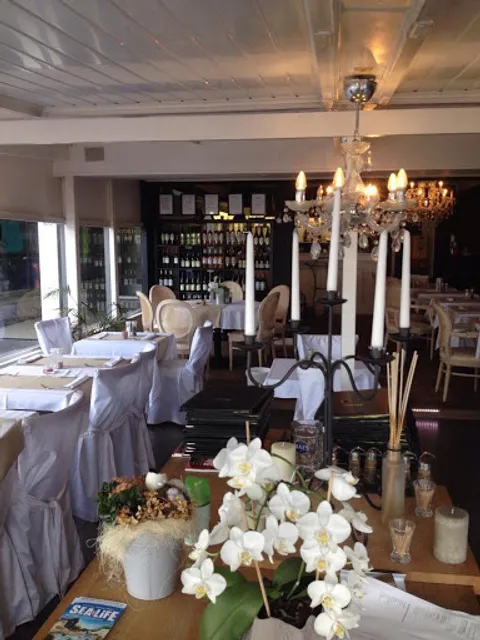 Restaurant Dining room