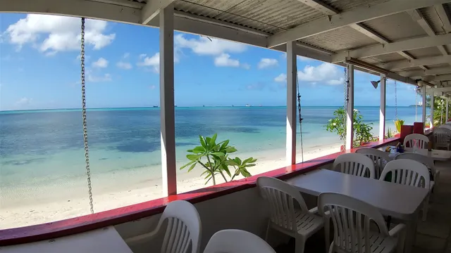 Oleai Beach Bar & Grill