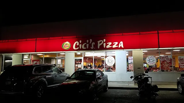 Cicis Pizza