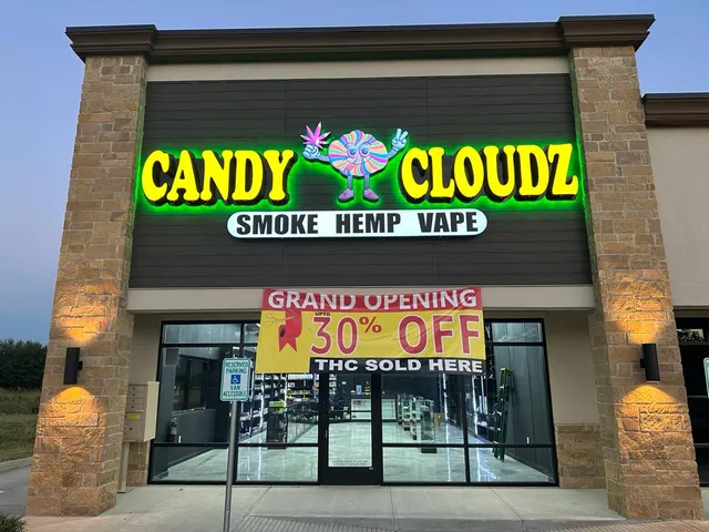 CANDY CLOUDZ | Smoke shop | Dispensary | Vape outlet
