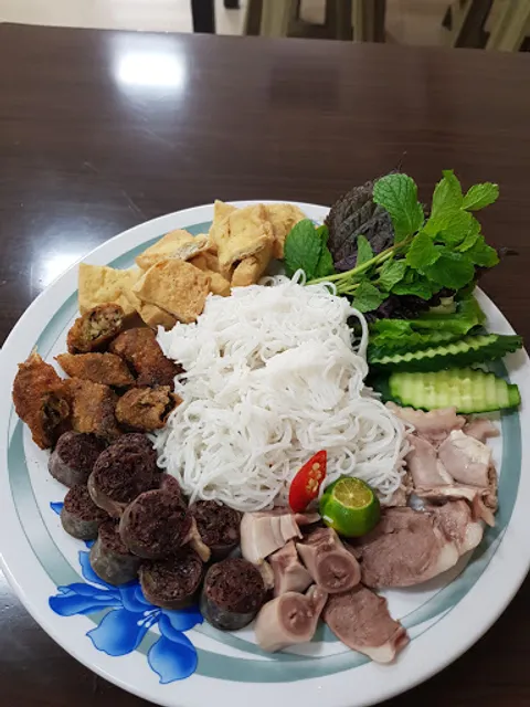晨香台越美食