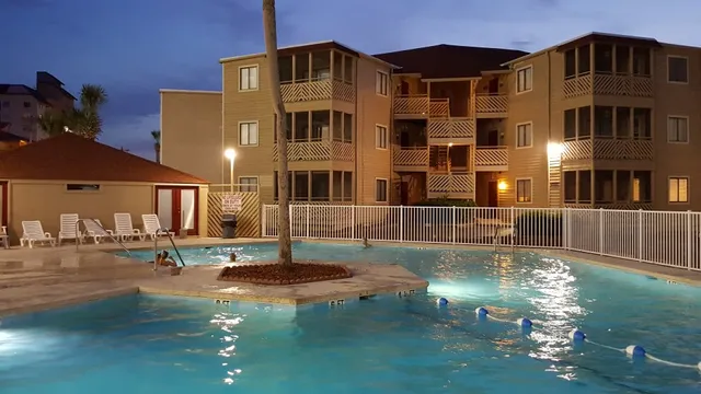 Waipani II Resort & Beach Club